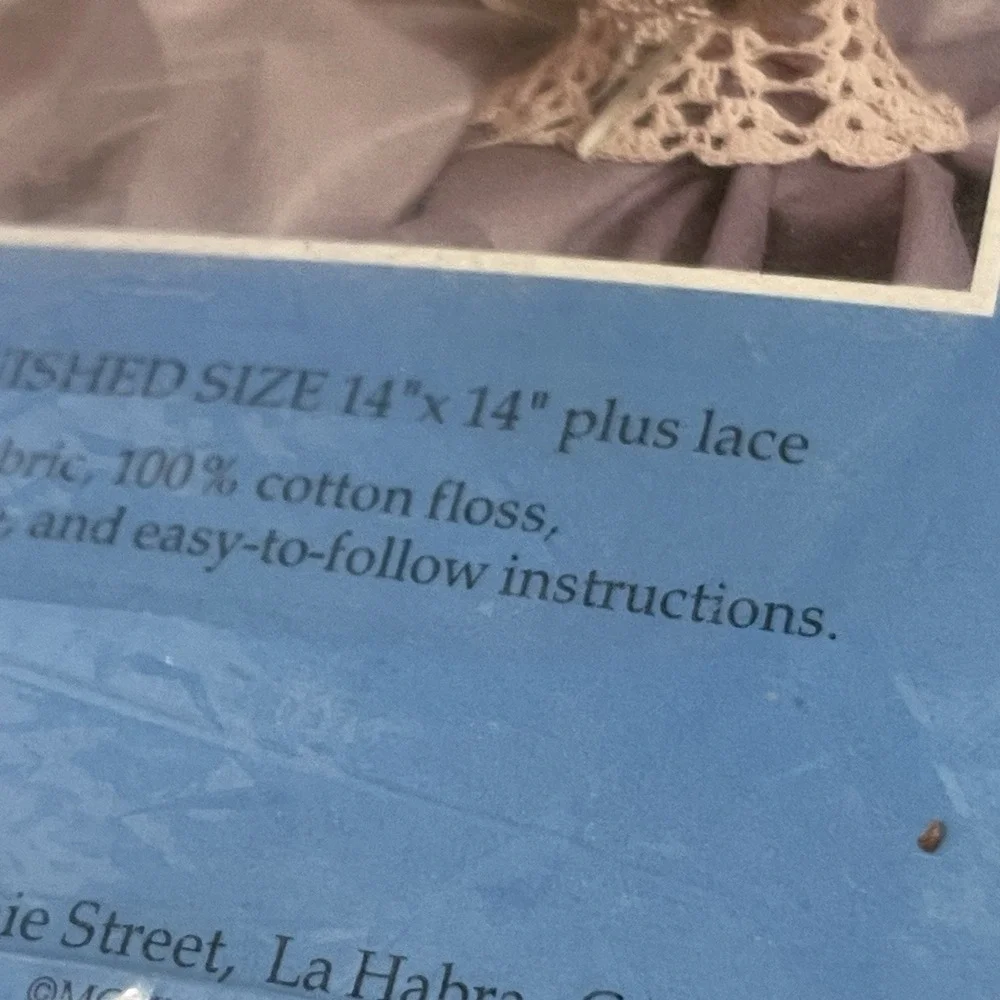 Vintage Candamar Designs Candlewicking Embroidery Roses And Lace Pillow Floral